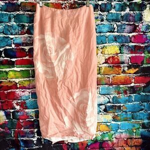 Clea Pink Floral Back Slit Skirt Size Large